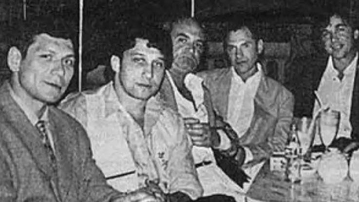 Бандосы 90-х, боссы «Курганской» банды, дико свирепой даже на общем фоне. Автор текста видел убийство авторитета «Сильвестра»; курганские тогда работали как раз на него