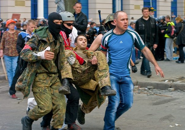 Вынос с поля боя Евгения Лосинского