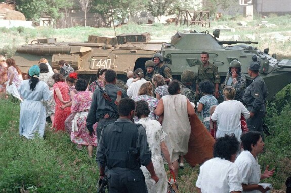Ужасы и кровь Кизляра, Дубровки и Беслана закладывались летом 1995 года.