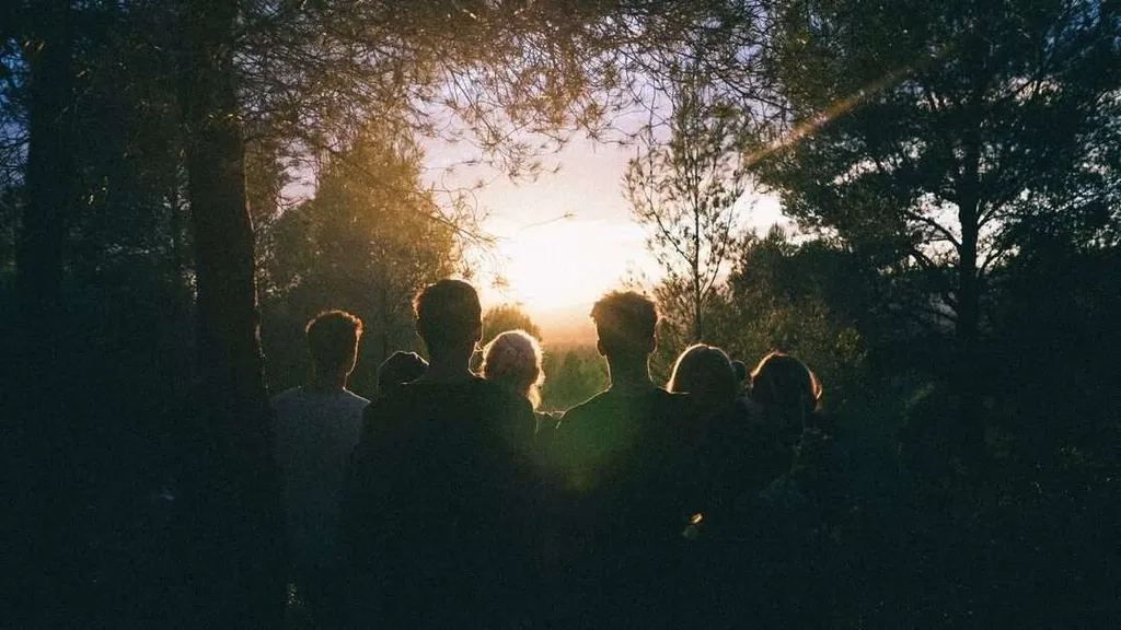 Священное служение Богу