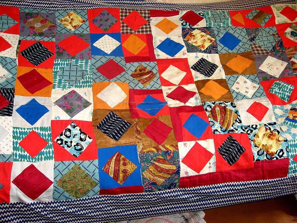 Вот так, примерно, выглядит бэк и лор "Вахи"...