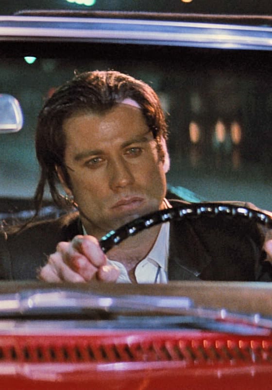 Вроде, в этой сцене, он себе что-то там вводил? Вот и люди на Юпитере - по сути. просто наркоманы...