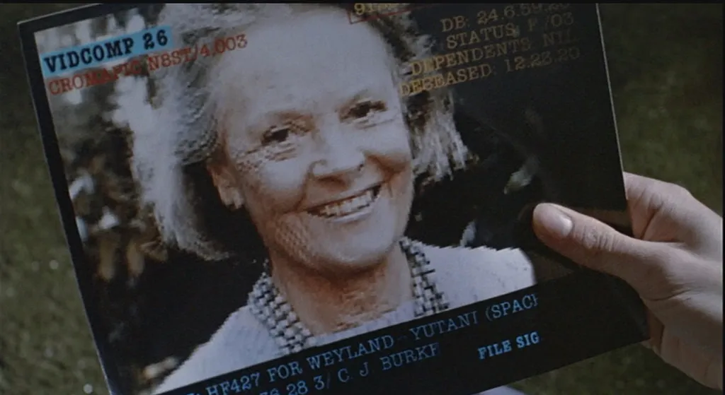 В тот момент Рипли говорит о том, что хотела вернуться на день рождения дочери... Значит, это было возможно!