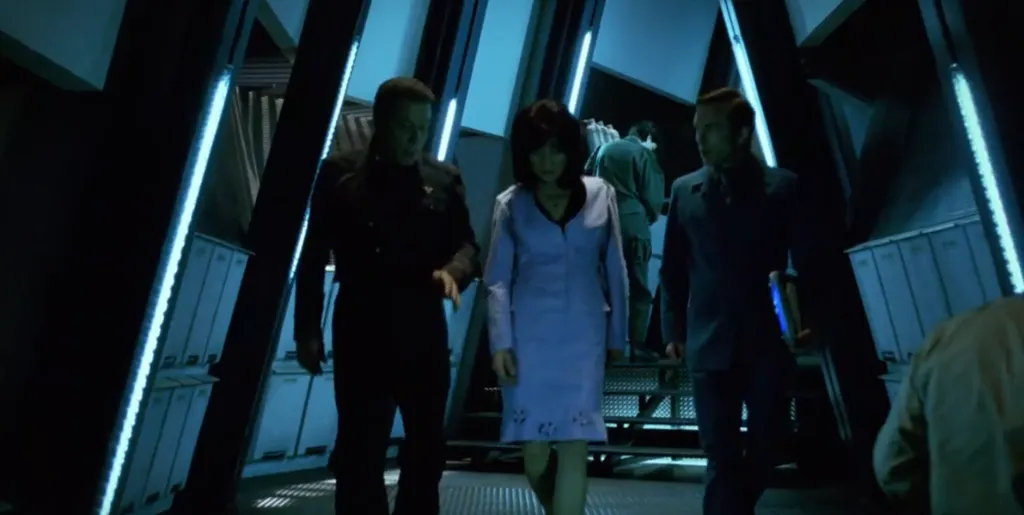 Проводная "локалка" без выхода в Интернет. И Анимус её устал бы ломать...