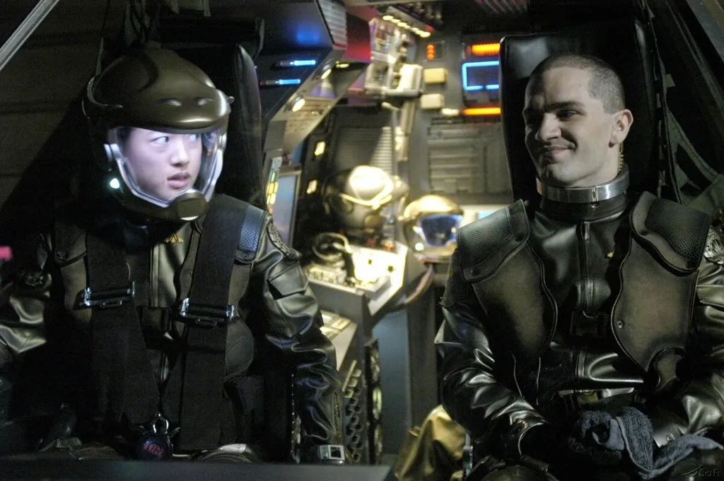 Макет корабля и костюмы пилотов...