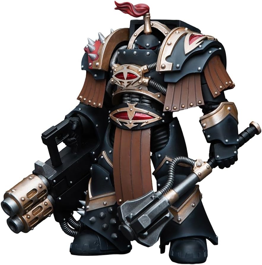 Сам высоченный, да ещё и плюмаж торчит…