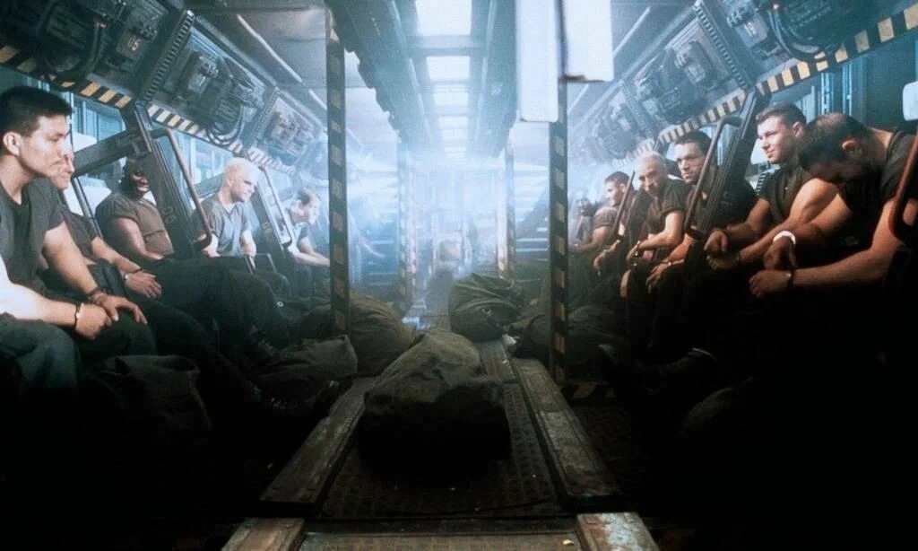 «Добровольцев» везут на «44-ю»…