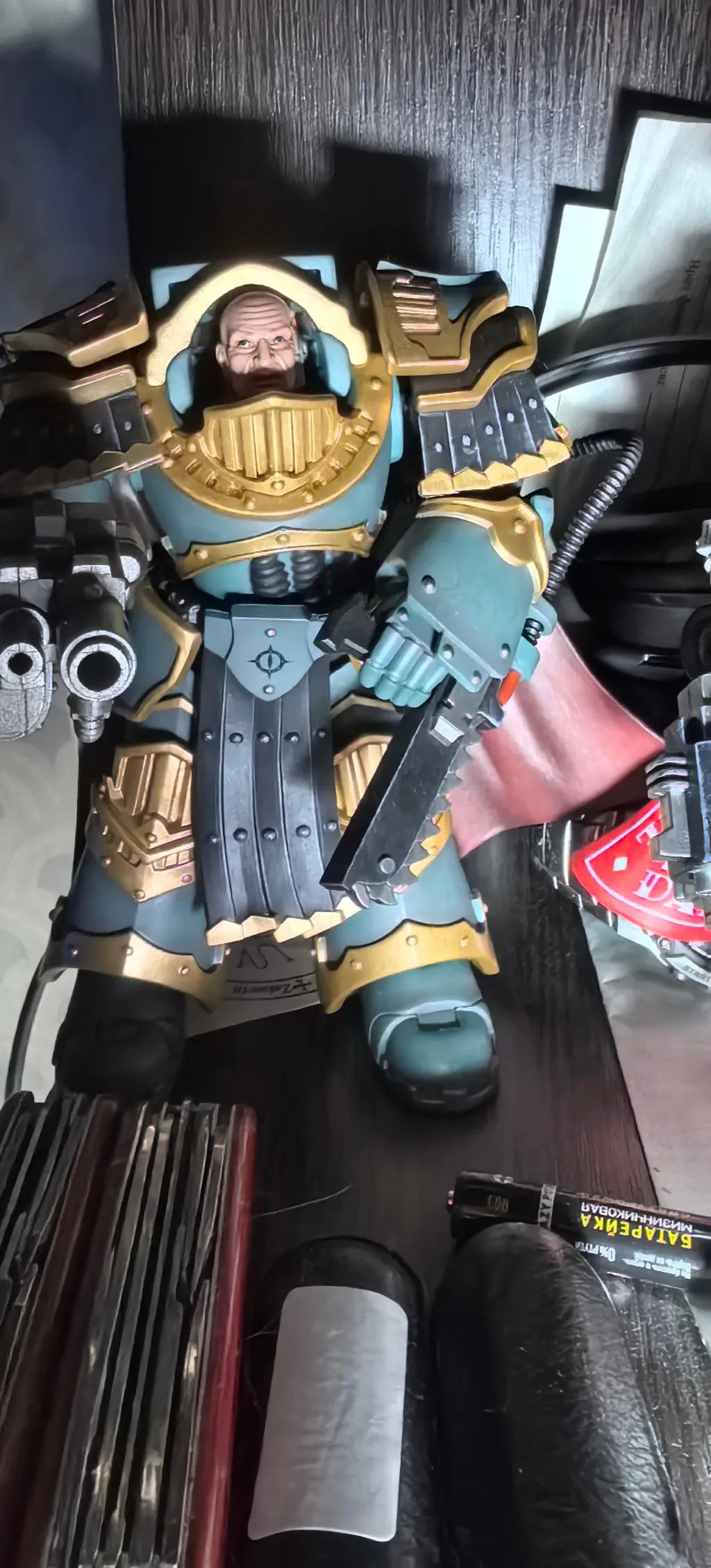 Пушку тут видно получше…