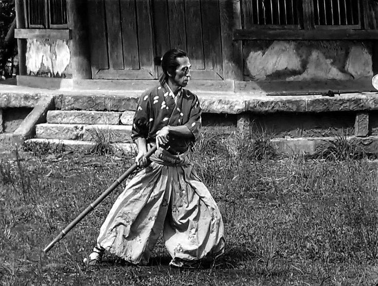 Сейчас Кюдзо ударит...