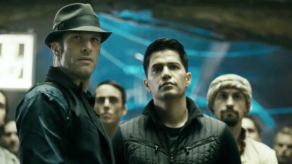 Жители Цереры... Миллер носит шляпу, да...