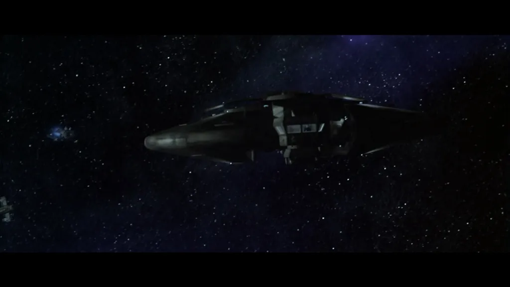 Вид на "Диллиджент". И сейчас будет такой "наезд", и мы увидим Блэра на мостике...