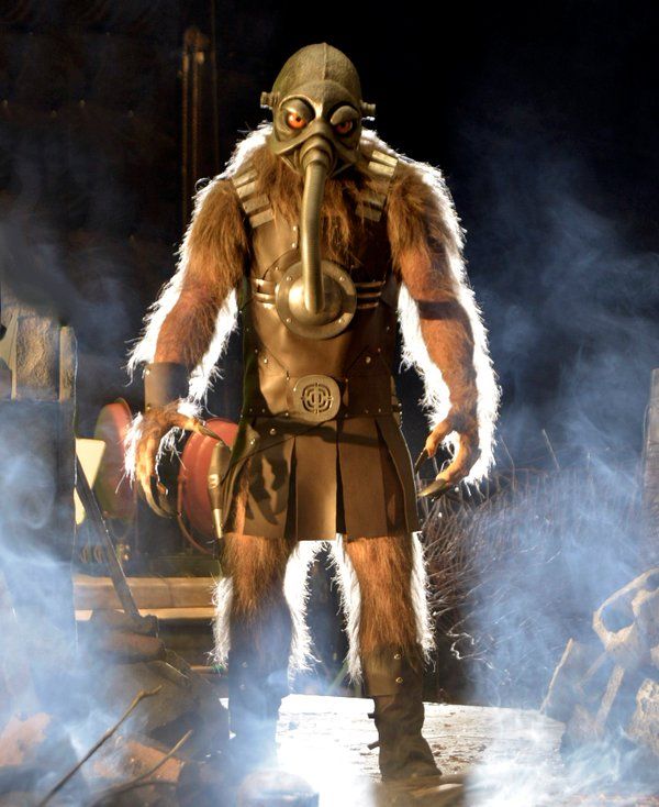 Терл, правда, в комбезе ходил обычно, а не в юбочке...