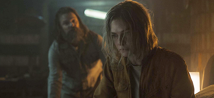 Тот мужик на заднем плане - типа, Соло. Но он был вообще не такой!