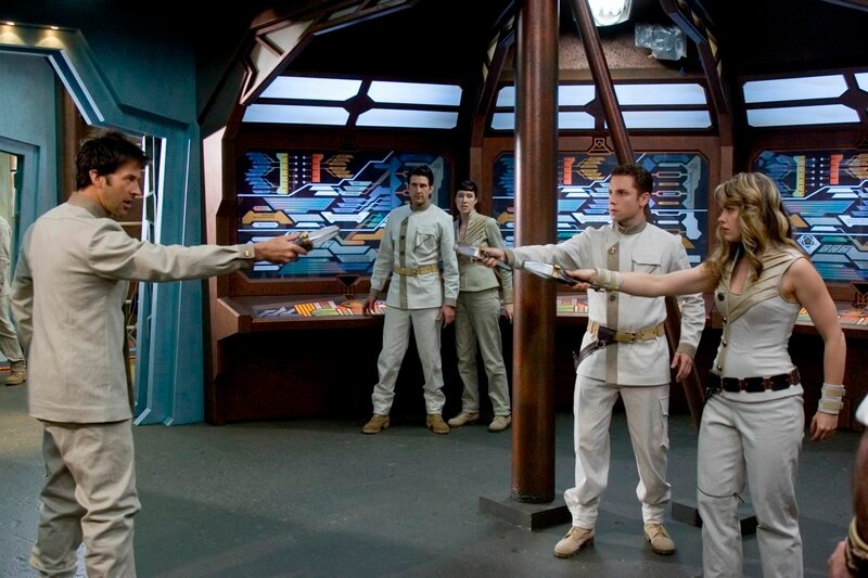 Шепард на корабле Древних. Они были похожи на людей...