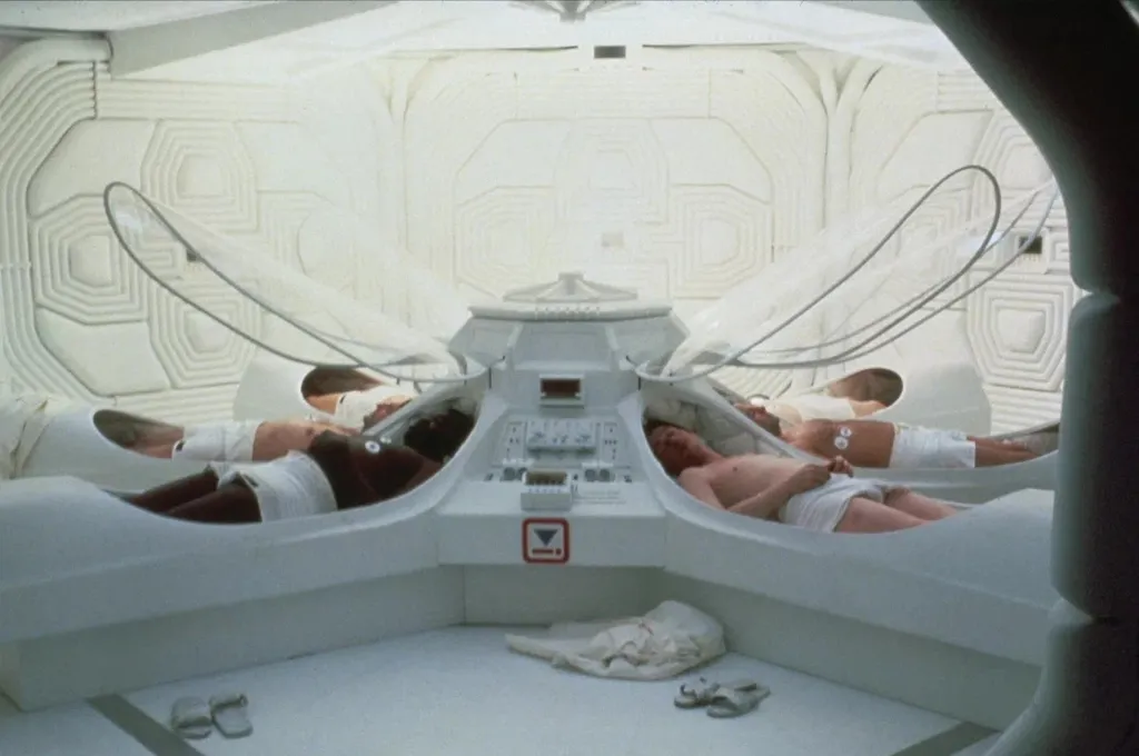 С учётом всего этого, перевозка одного человека на большое расстояние - вещь дорогая...