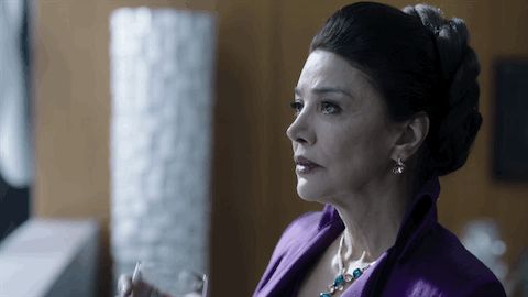 Домик у этой тёти - "моё почтение!". И это при перенаселении, когда, по идее, на планете чихнуть негде, чтобы никого не задеть...