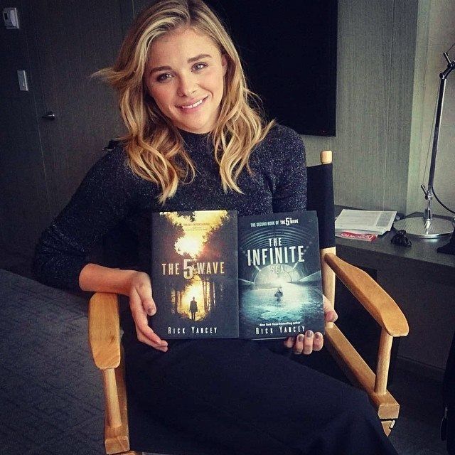 Может, они и по второй книге снимать хотели?