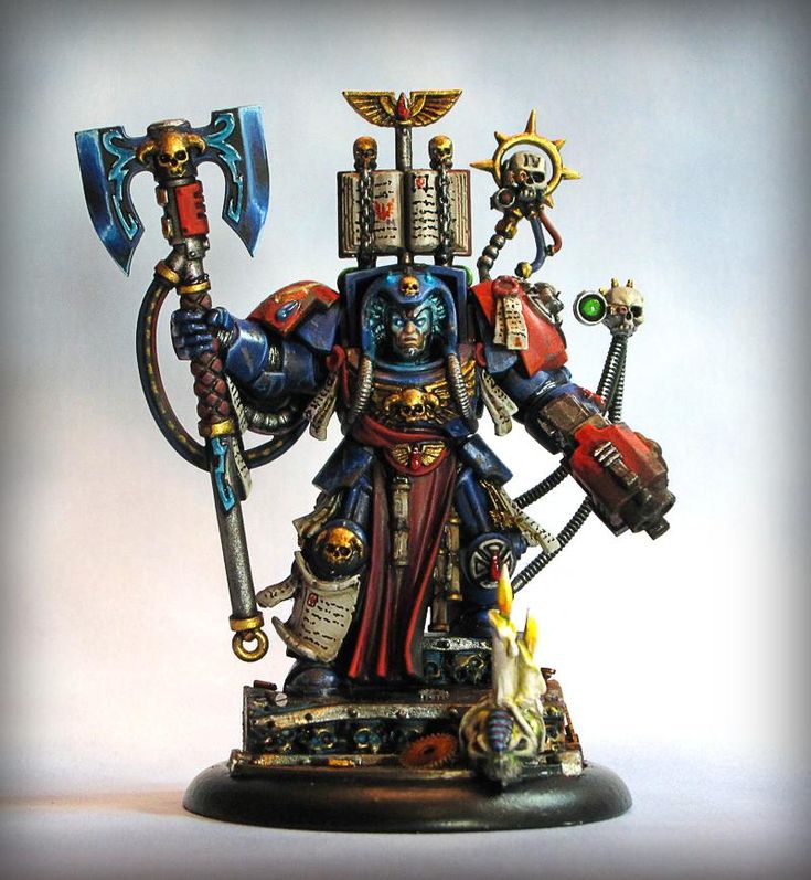 "А если не хватит сил - то я их из болтера!"