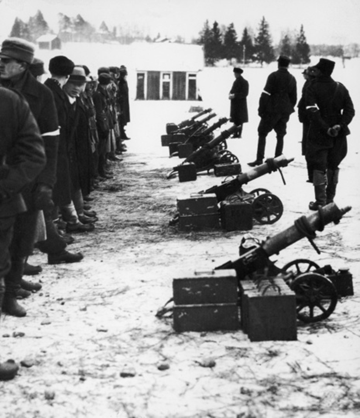 Пулеметная команда мятежников.