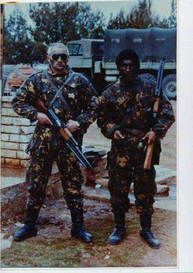 Бойцы «Книнджи» в «русской» форме.