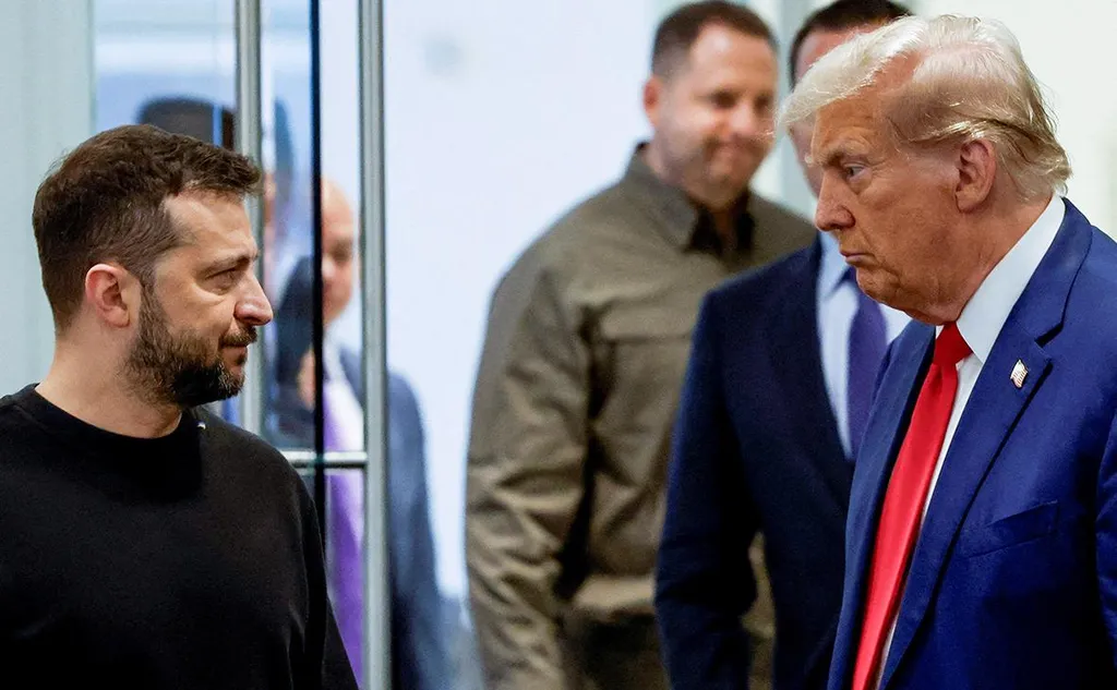 Все все понимают и не завидует даже Ермак.