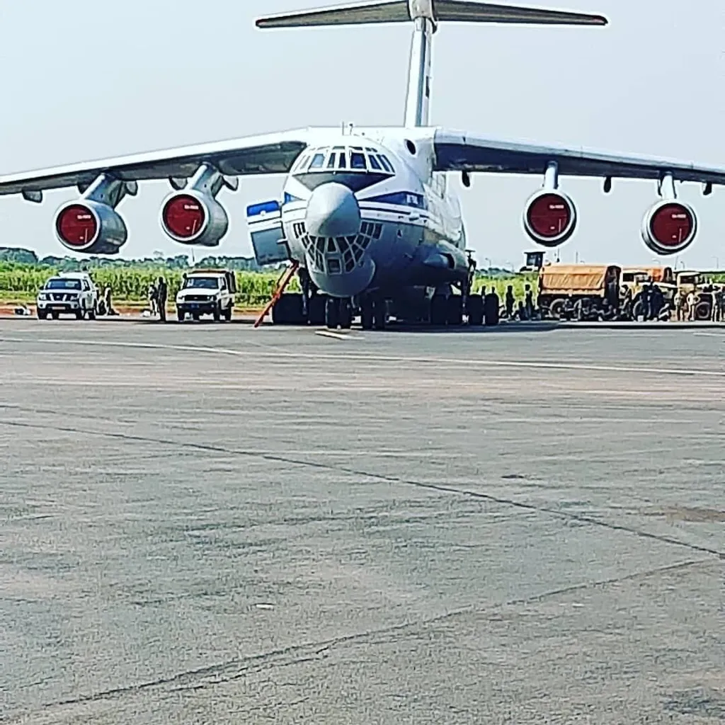 Прибытие Ил-76 с подкреплением из состава ЧВК "Вагнер" в Банги. ФОТО: GREY ZONE @grey_zone 