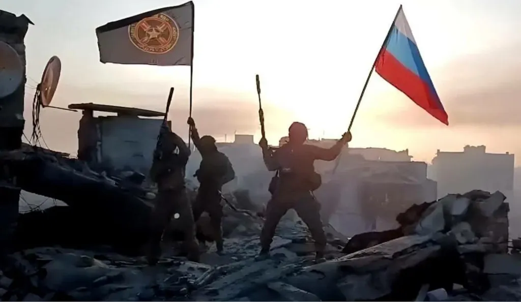 Самые сильные кадры последних лет. Русское воинство, ЧВК "Вагнер" в день освобождения Артемовска (Бахмута) 20 мая 2023 года. 
