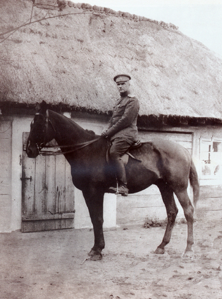 Генерал-лейтенант русской императорской армии Павел Петрович Скоропадский в 1916 году.