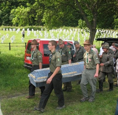 Похороны эсэсовцев в Львовской области в 2009 году.