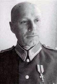 Павло Шандрук в украинской форме в 1945 году.