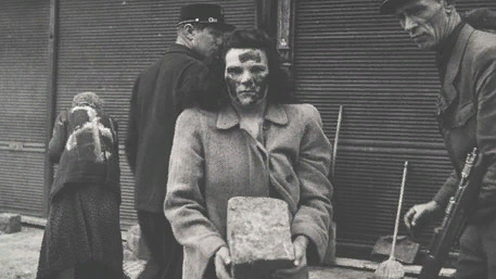 Чешская полиция и немки.