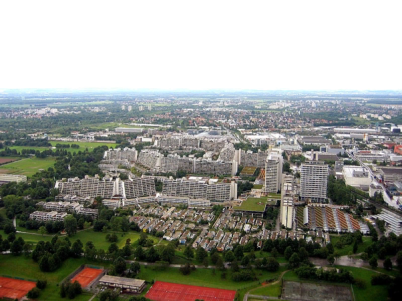 Панорама Олимпийской деревни.