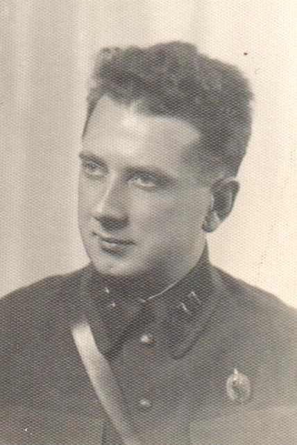 Майор НКВД Калошин Владимир Антонович.