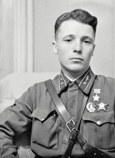 Виктор Талалихин в 1941 году.