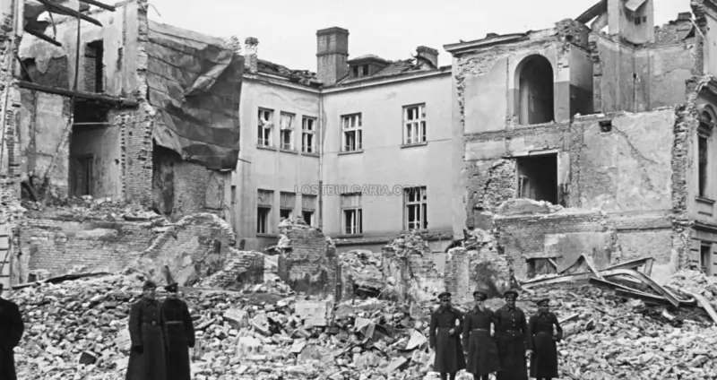 Разрушения после бомбардировки Софии 10 января 1944 года.