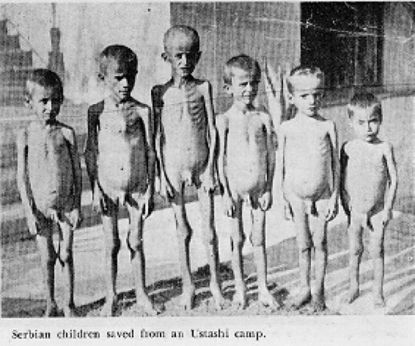 Сербские дети, спасенные из лагеря Ясеновац.
