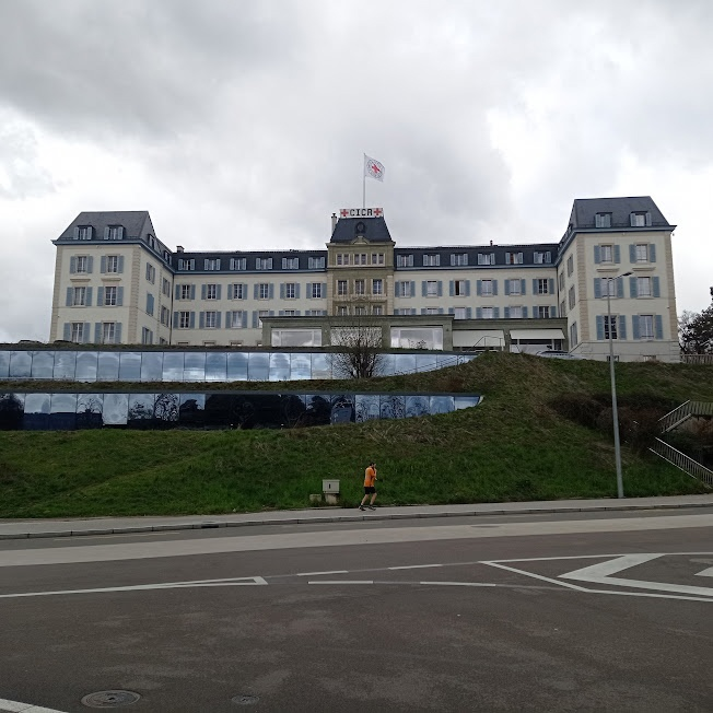 Штаб-квартира Красного Креста в Женеве. Фото Владимира Тулина.