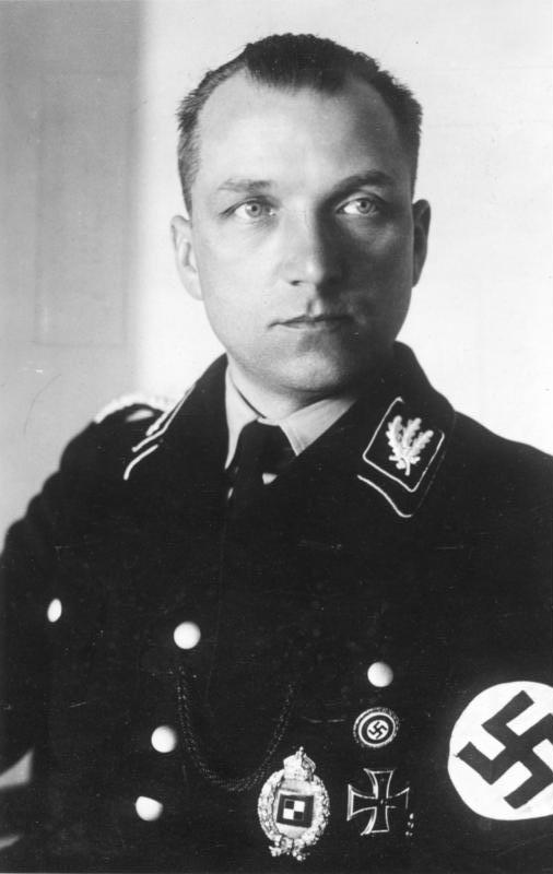 Обергруппенфюрер СС Август Хайсмайер. 