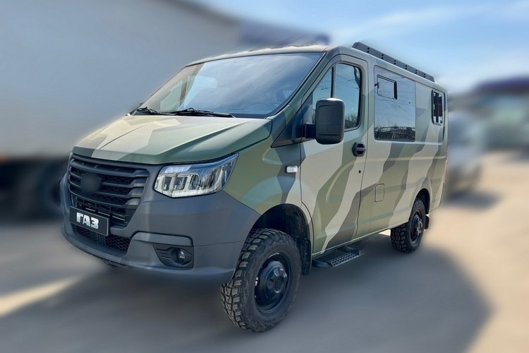 Полноприводный "Соболь" - грузопассажирский фургон