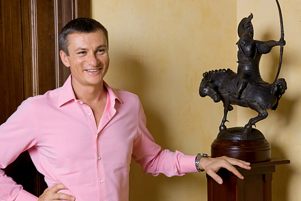 «Всадник» Даши Намдакова – одна из любимых скульптур коллекционера