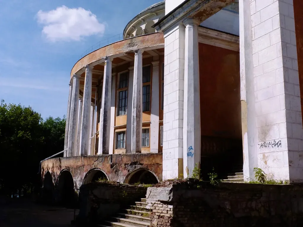 Тверь. Речной вокзал в запустении, 2012