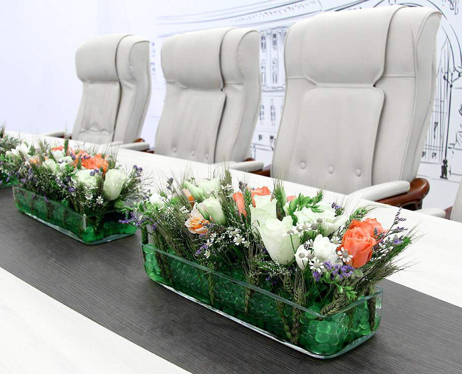 Как выбрать флориста для мероприятия: основные критерии и чек-листы