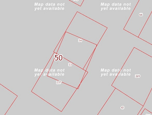 Вот пример трех участков, наложившихся границами друг на друга