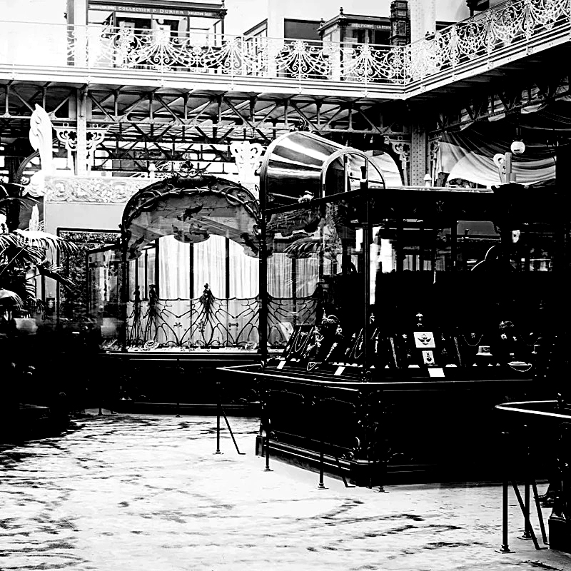 Стенд Рене Лаликана Всемирной выставке в Париже, 1900. Париж, музей декоративных искусств | © MAD, Париж