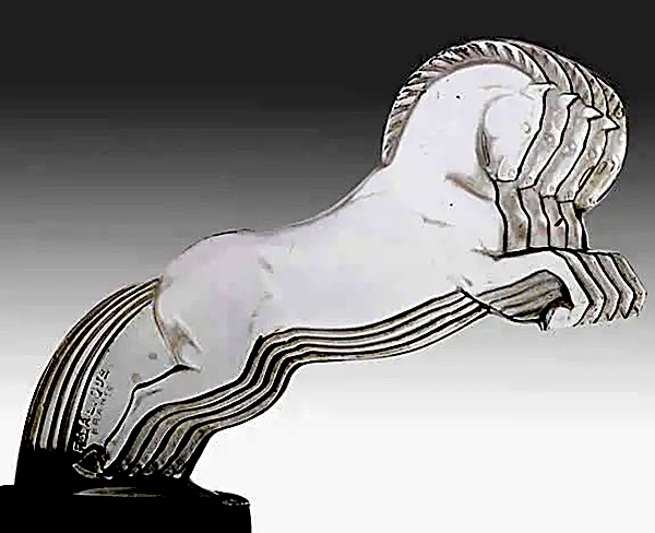 Маскот Cinq Chevaux ("5 лошадей") для Citroen